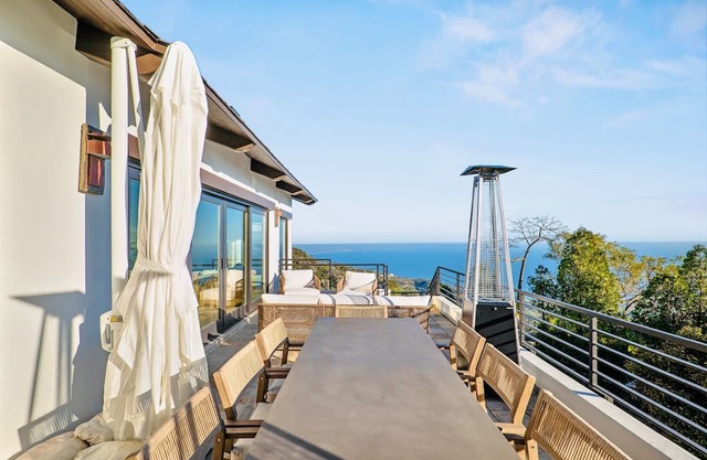 Mansión Mount Malibu-Vistas panorámicas al mar + MiniGolf +Bañera de hidromasaje