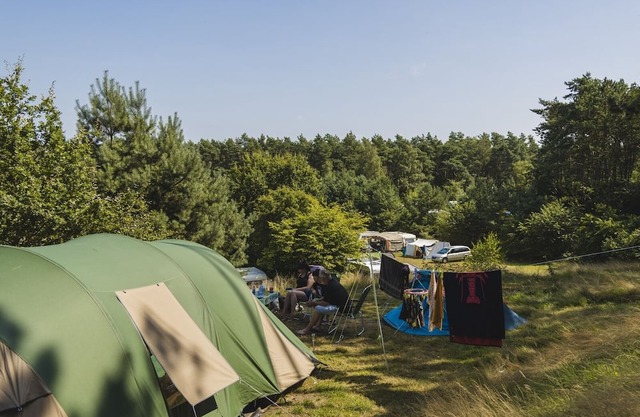 In the morning you wake up to the chirping birds and the sun's rays invite you to come outside. Become one with nature and come and enjoy a relaxed and wonderful holiday!