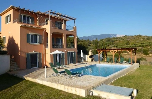 Villa Velanidi in Kaligata