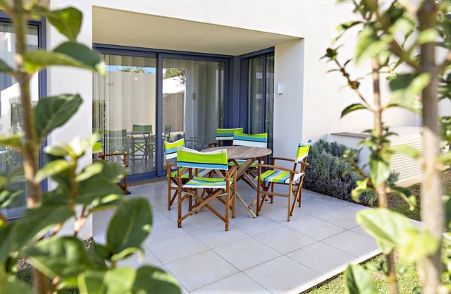 Casa do forte DD - Modern, with swimming pool and gym