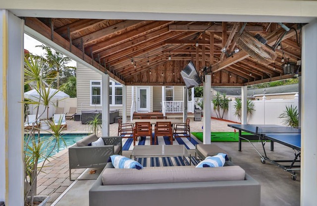 Large home with heated pool, hot tub, outdoor games