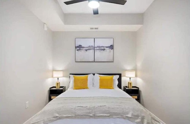 The Tomcat’s Lair I 1BD with Gym By Target Field