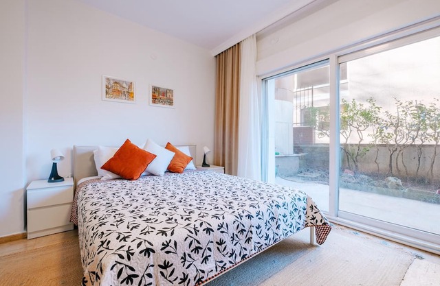 Cozy Central Flat w Garden 5 min to Metro in Sisli
