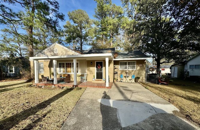 Coastal Haven: Tranquil Retreat a mile from the heart of downtown Conway, SC