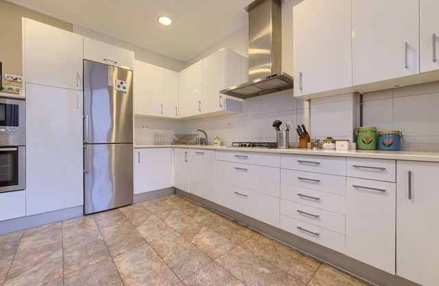 Charm and Comfort Calle Epalza -Your Family Bilbao