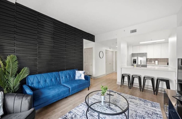 3Bedroom w/ Game Room!