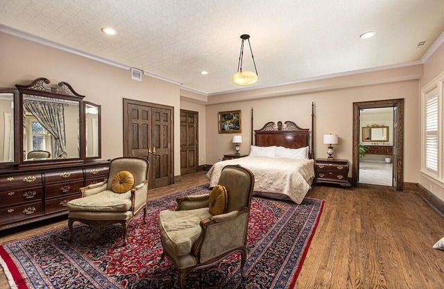 Frederick Stearns House in Detroit is a perfect venue for any private events.