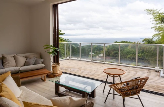 Yugawara Vacation House / Ashigarashimo-gun Kanagawa