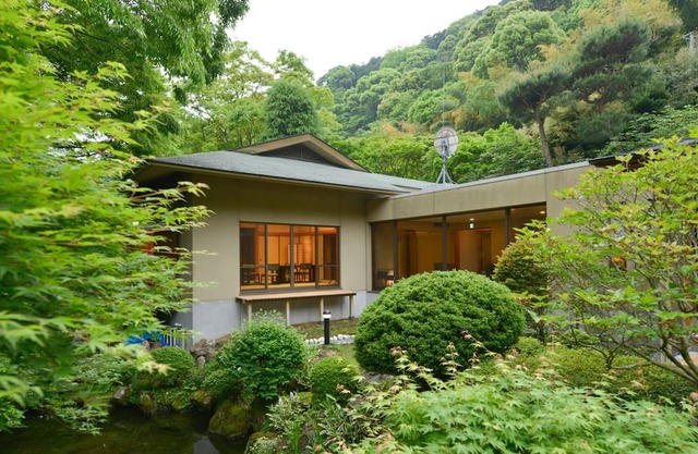 Nonsmoking A hideaway inn with Japanese architecture surrounded by a Japanese garden / Atami Shizuoka