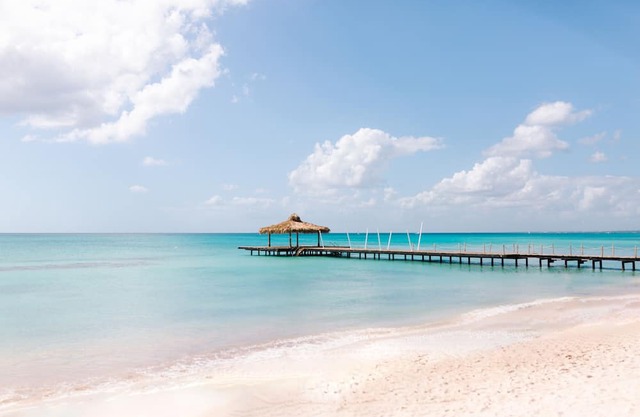 CADAQUES BAYAHIBE Relax with the whole family at this peaceful place to stay. .