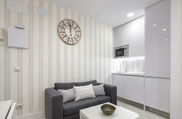 Charming Plaza del Dos de Mayo - Totally renewed