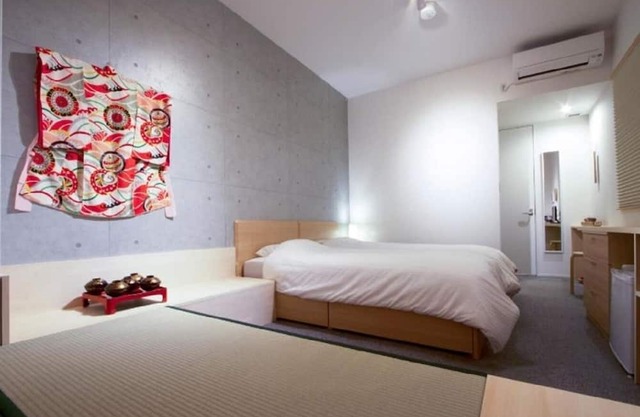 Junior Suite Queen Size Bed Type / Kyoto Kyōto