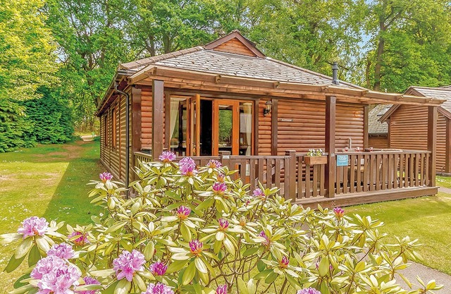 Alojamiento de 3 habitaciones en Tilford, Farnham