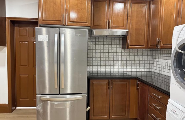 Close to Downtown/university of Guelph Residence Room 2