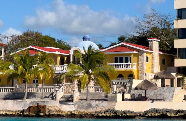 5 Bedroom, Beachside Oasis, Paradise Escape