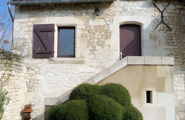 Bed and Breakfast 'Destination Paisibleue' with Shared Terrace, Shared Garden and Wi-Fi