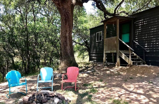 Bright and Cheery Riverside Cabin in Texas Wine Country