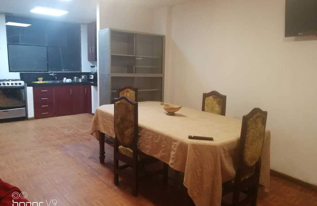 Casita de Noemi,cerca del centro y a pasos de Jipiro.