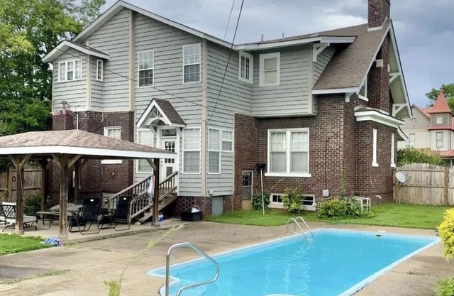 Shoals 3BR w/ Pool | Walk to Downtown & Riverfront