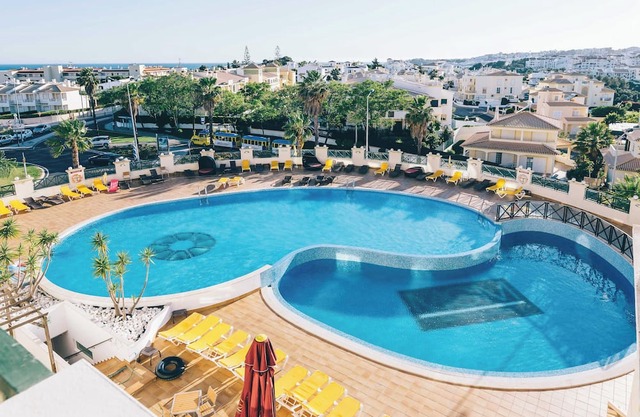 Great Algarve Stay! 3 Family-friendly Units, Indoor & Outdoor Pool, Free Parking