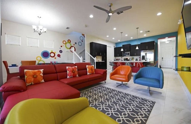 Colorful & Kid Friendly 5Bd Pool TH Festival-422CD