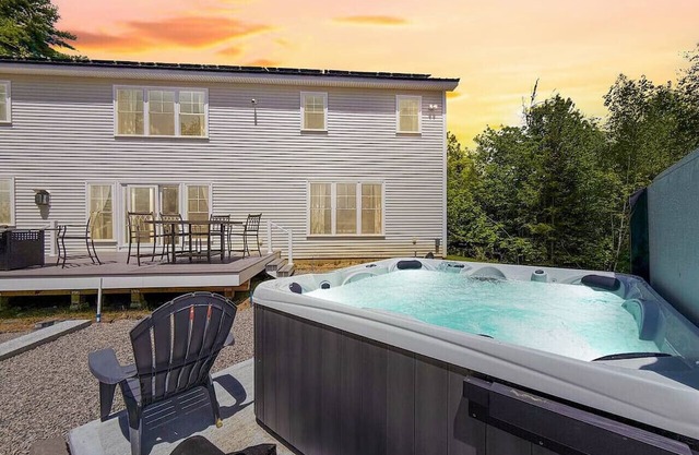 Hemlock Hideaway | 4500 ft.² New Build w/ Hot Tub