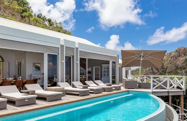 Modern Island Living With Heated Pool