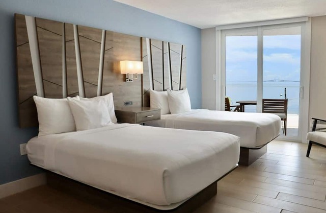 A Slice of Paradise: Relax, Play, & Indulge in Unique St Pete Experience!