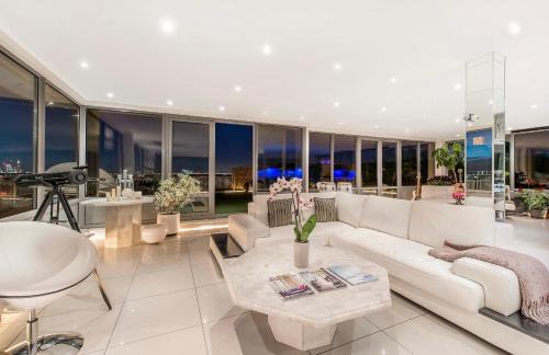 OMG PentHouse