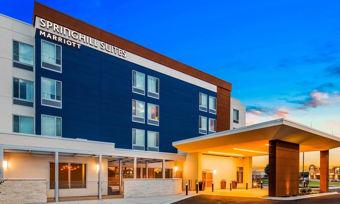 Chambersburg Hotel | SpringHill Suites by Marriott Chambersburg