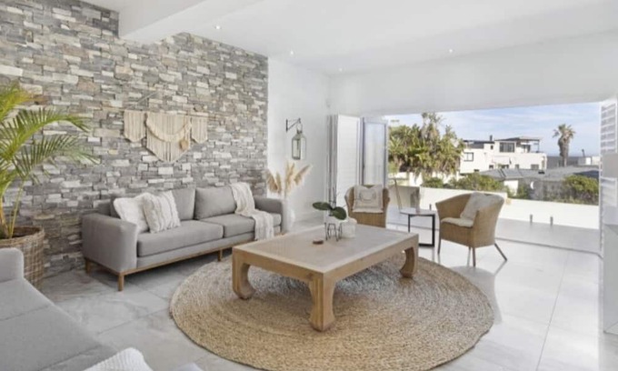 Bloubergstrand Casa | Beach Home with Panoramic Ocean and Table Mountain views in Cape Town