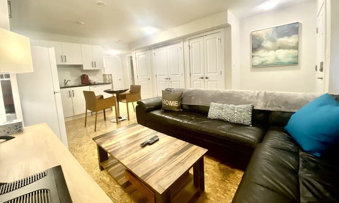 Fort Saskatchewan Condominio | Stylish 1 bedroom suit in Fort Saskatchewan 4104