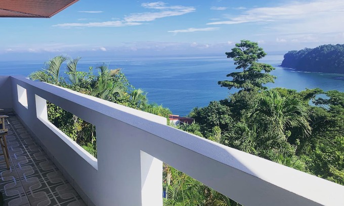 Punta Leona Casa | Beautiful Ocean View House in Punta Leona - less than 5 minutes to the beach!