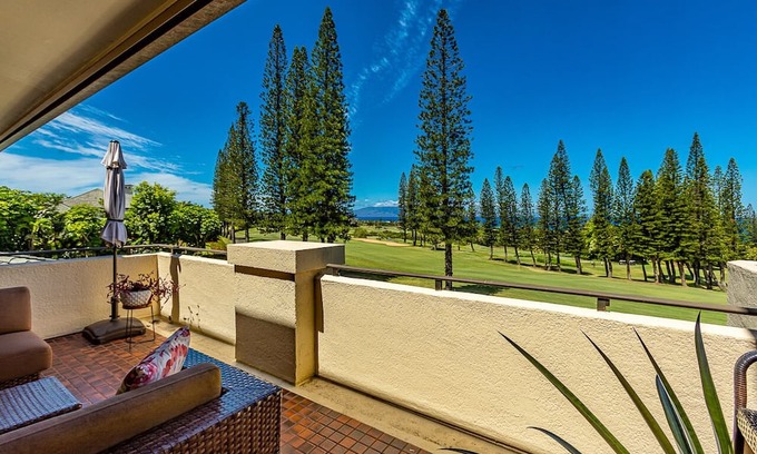 Kapalua Condominio | Kapalua Golf Villa 27T5! Gorgeous Villa with captivating views!