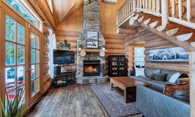 Fiddler Lake Resort Casa | Fiddler Lake Resort Chalet: Private Jacuzzi &Sauna