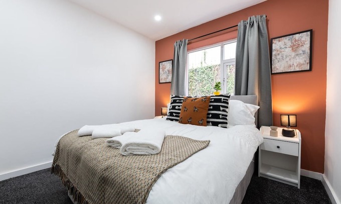 Riverside Apartamento | Cardiff City 2-Bed Gem: Sky TV, WiFi, Garden