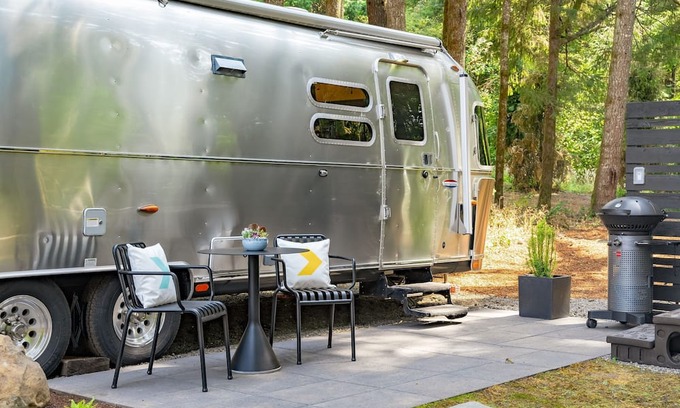 Hillsboro Casa | 5 Star Airstream | Available for Delivery