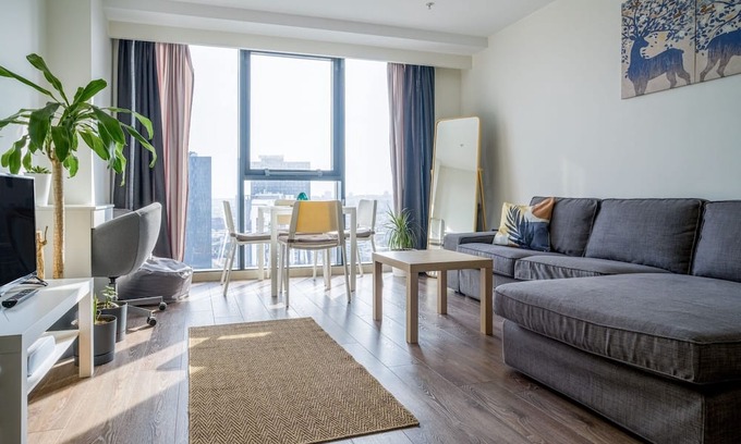 Mahmutbey Apartamento | Flat w City View Wall 5 min to Mall of Istanbul