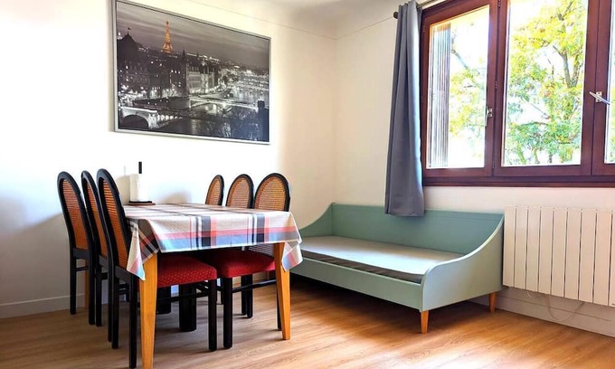 Les Stades Apartamento | Homerez - Beautiful appartement for 7 ppl. at Villiers-sur-Marne