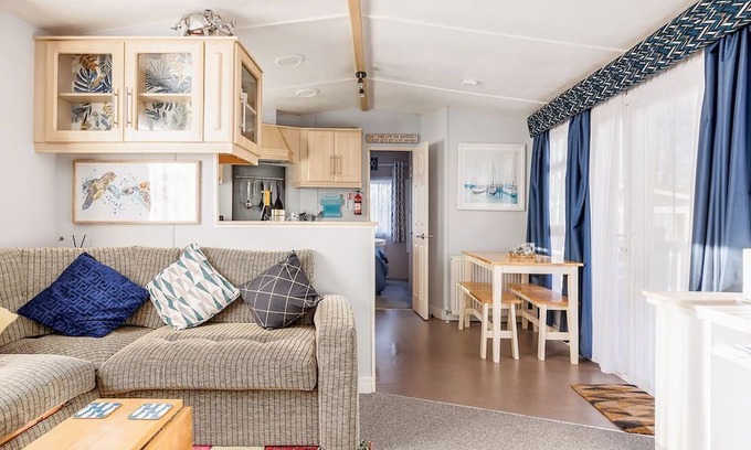 Hamworthy Apartamento | Haven Heaven - a caravan that sleeps 6 guests in 3 bedrooms