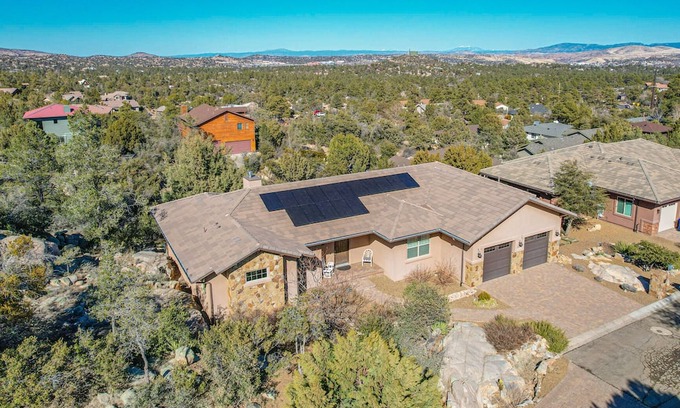 Prescott Casa | *luxury living in this spacious and stylish home, Min From Downtown!