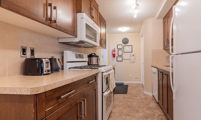 Southeast Calgary Casa | Full Private 1 Bed Basement Suite in SE Walden neighbourhood
