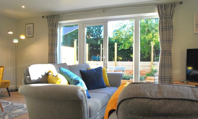 Fleet Cabaña | Family and Dog Friendly Luxury Annex