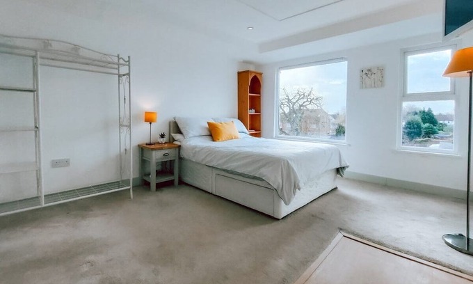 Ham Apartamento | The Isabella Studio by Richmond Park
