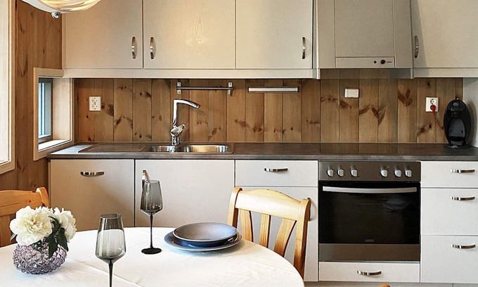 Myrkdalen Apartamento | 6 person holiday home in Vossestrand