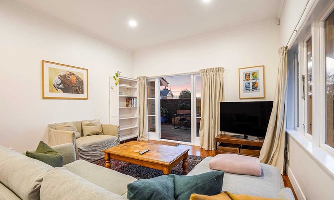 Grey Lynn Casa | Modern Classic Summar