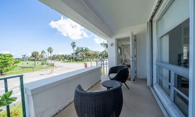 Lake Worth Casa | Golf Course Views - 2bd/2ba