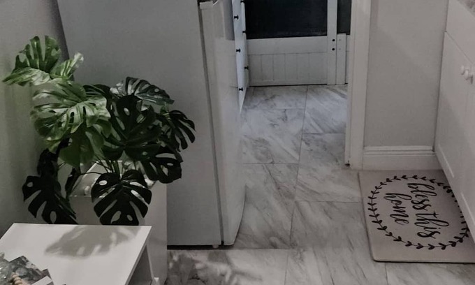 Ludlam Apartamento | Cozy Apartment With Space for 4. Lovely and Quite Neighborhood