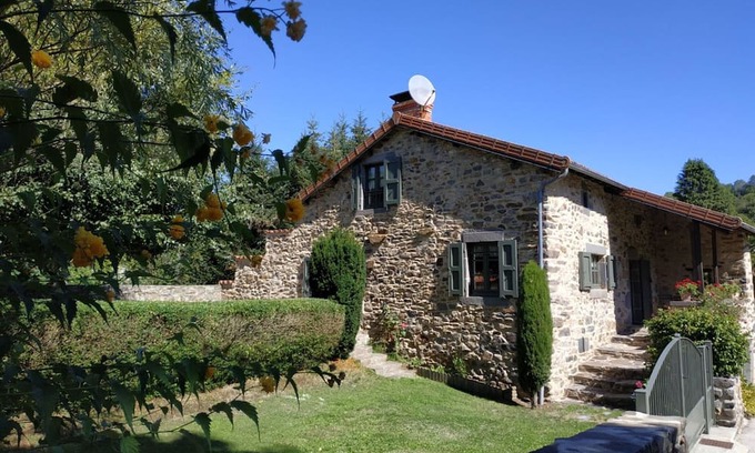 Saint-Poncy Cabaña | Gite Saint-Poncy, 3 bedrooms, 6 persons