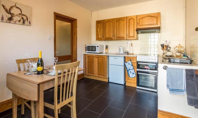 Tavernspite Casa | Primrose - 1 Bedroom Cottage - Llanteg